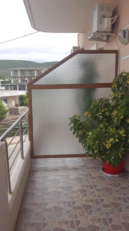 סרנדה Vila Shuka Ksamil מראה חיצוני תמונה
